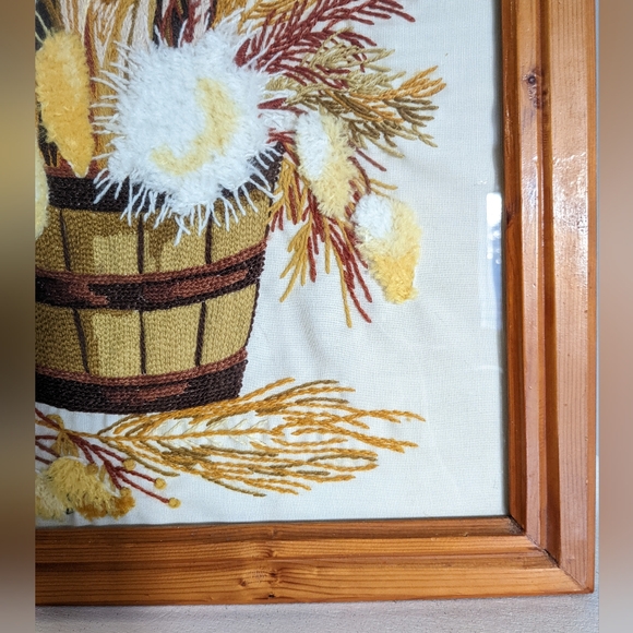 Vtg MCM Crewel‎ Needle Point Floral Bouquet Picture Large Wall Art 18" x 22" - Picture 7 of 14